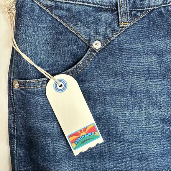 NWT | Daily Blue | LEG Nidra Slim Barrel Jeans | Legacy | Size 30 - Picture 6 of 16